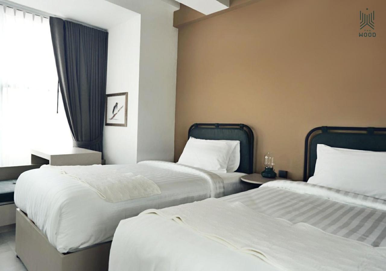 The Wood Hotel Surin Eksteriør billede