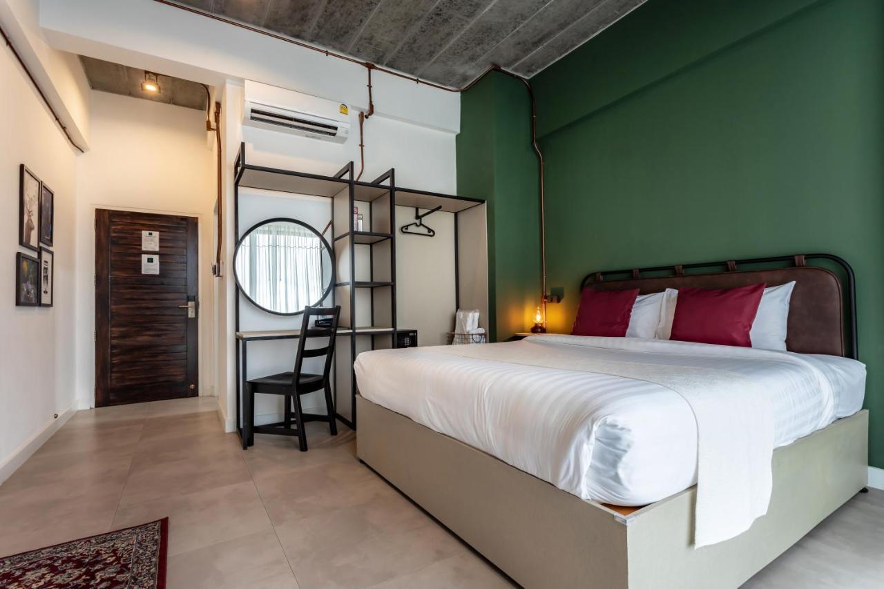 The Wood Hotel Surin Eksteriør billede