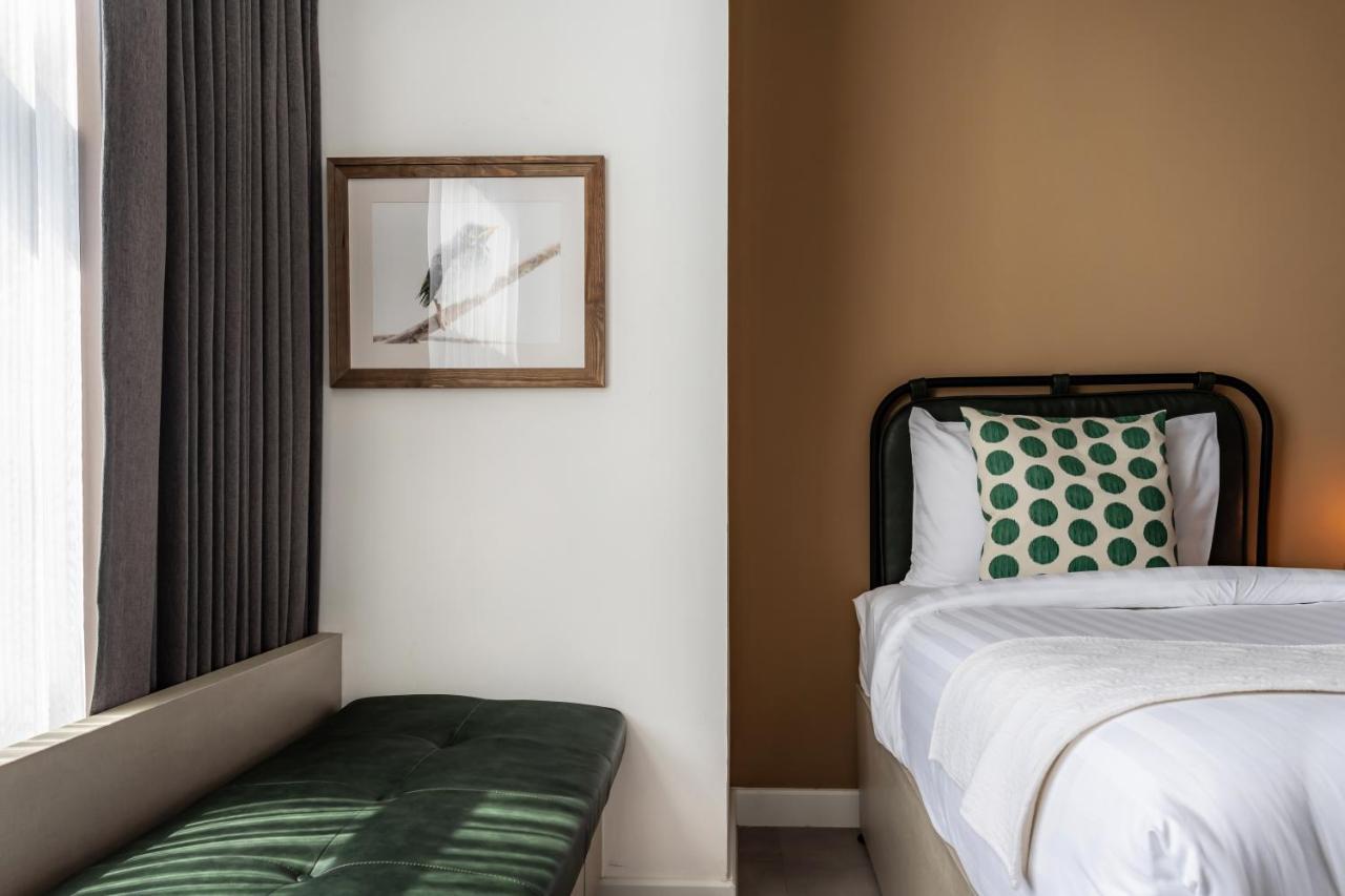 The Wood Hotel Surin Eksteriør billede