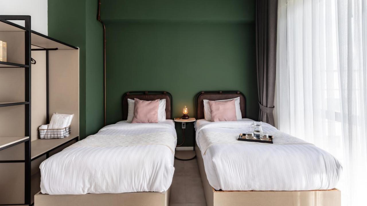 The Wood Hotel Surin Eksteriør billede